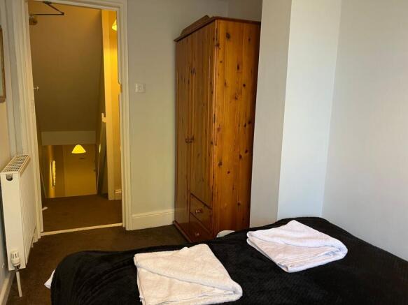 2 bed Apartment for sale Image 10