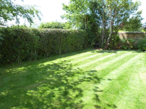 25.Rear Garden2