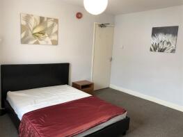 77, Bampton Street, Tiverton EX16 6AL