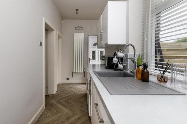 2 bed End of Terrace for sale Image 8