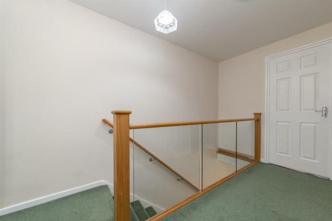 2SmallwoodClose-24.jpg