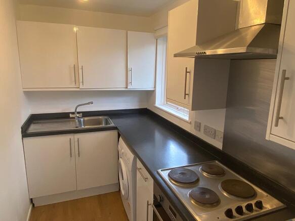 kitchen1.jpg