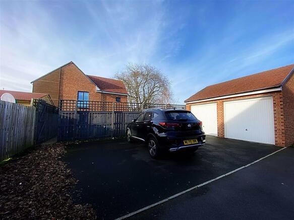 Garage & Drive