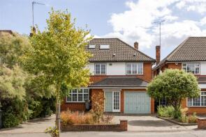 32a, Grove Park, Wanstead, London E11 2DL