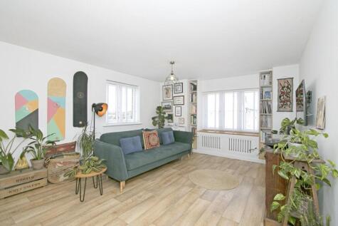 Chins Field Close, Hayle, TR27