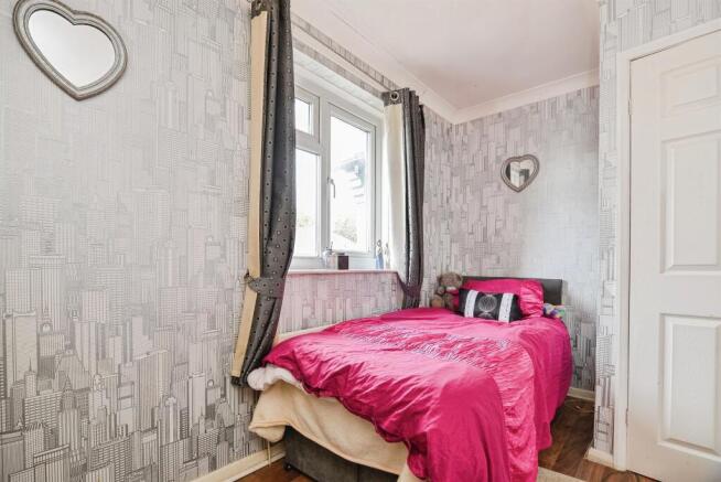 3 bed Semi-Detached for sale Image 10