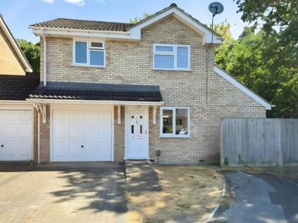 Oak Way, Woodley, Reading