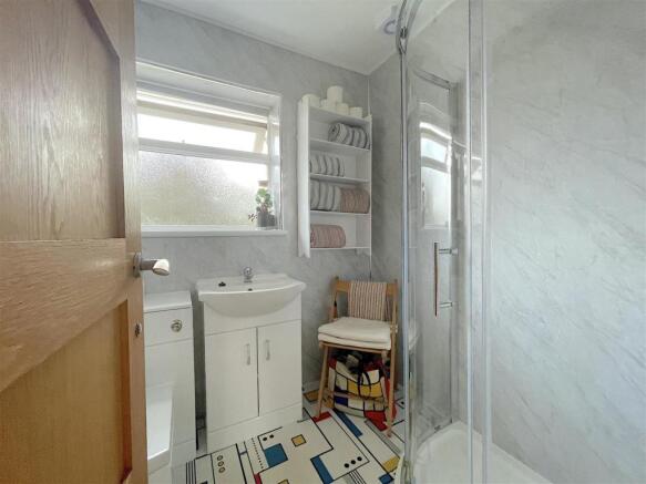 Bathroom (1).jpeg
