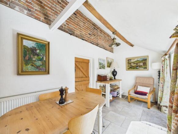2 bed Link Detached House for sale Image 12