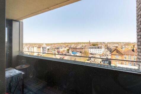 Queenshurst Square, Kingston, Kingston Upon Thames, KT2