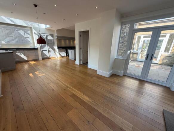 5 bed End of Terrace for sale Image 3
