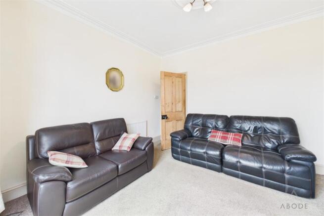 Victoria Crescent, Burton-On-Trent photo 4