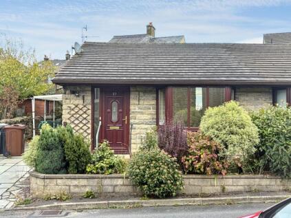 27 Queen Street, Hadfield, Glossop, Derbyshire, SK13 2DW