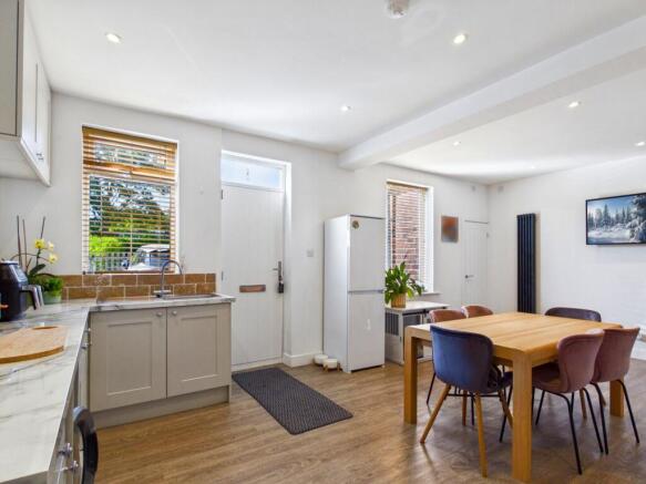 4 bed End of Terrace for sale Image 5