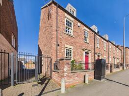 7, Blue Bell Court, Whitecross Street, Barton-upon-humber DN18 5FP