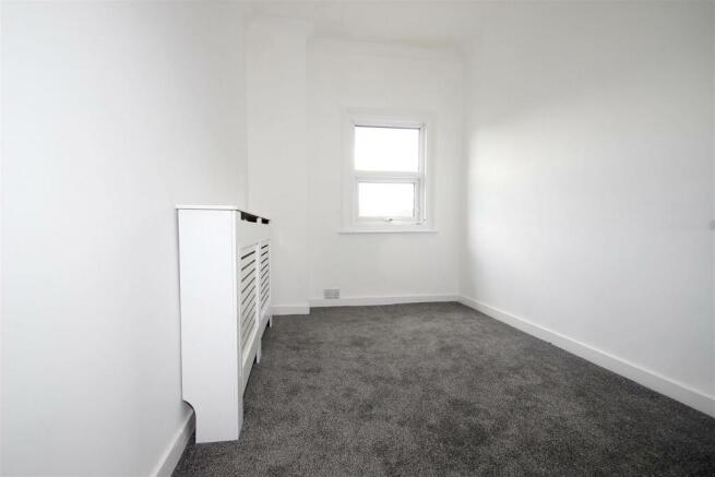 bedroom3.JPG