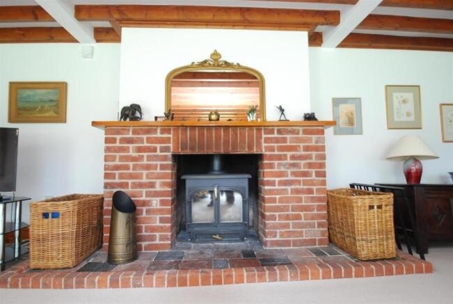 FIREPLACE.JPG