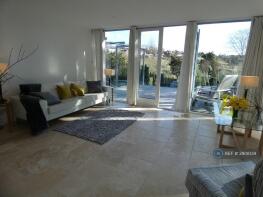58, Castlegate, Lanark ML11 9EF