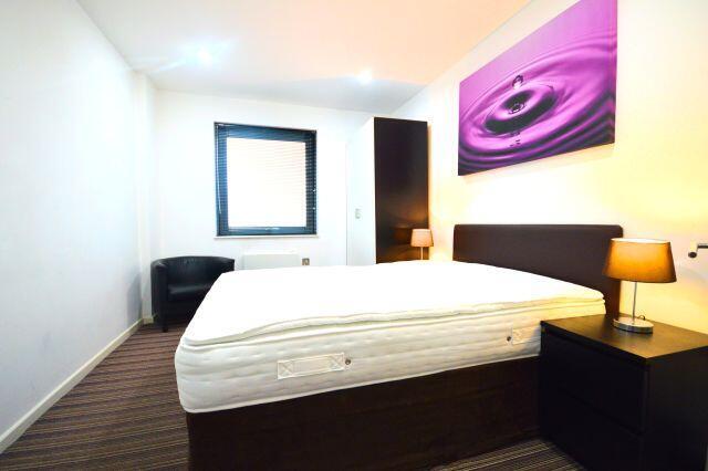 2 bed Apartment to rent Image 9