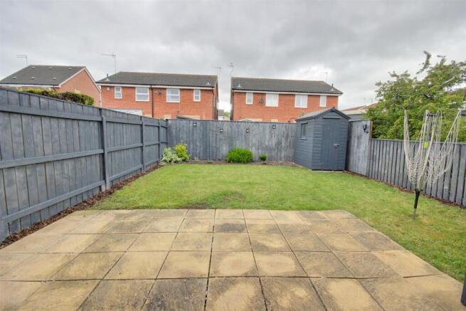 3 bed Semi-Detached for sale Image 8