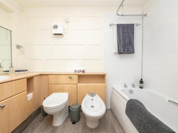 BATHROOMS 3.jpg