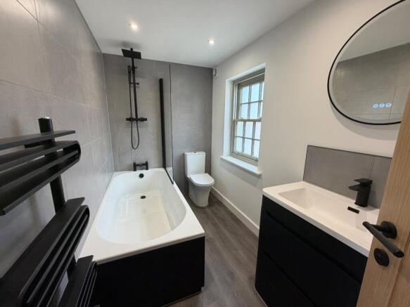 3 bed Terraced for sale Image 4