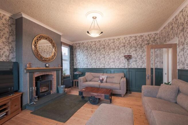 Central Drive, Walney, Barrow-In-Furness photo 4