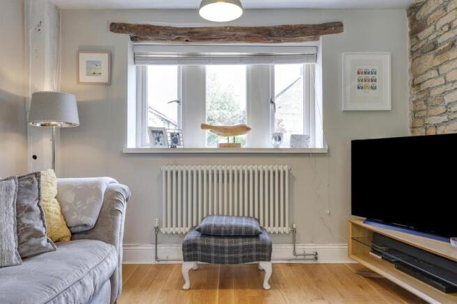 3 bed Semi-Detached for sale Image 11