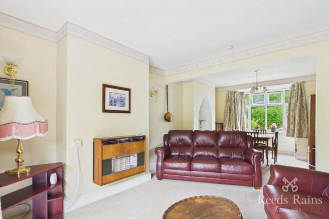 3 bed Semi-Detached for sale Image 9