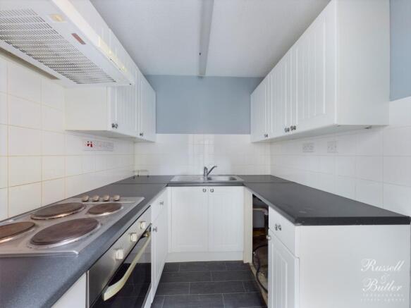 CAM00829P1-PR0181-STILL05