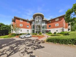 10, 632 Pinnacle House, Evesham Road, Redditch B97 5LH