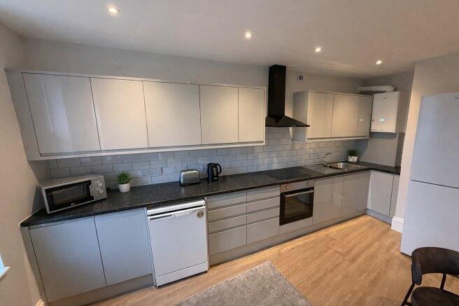 stokes-croft-bs1-3qy-1053882