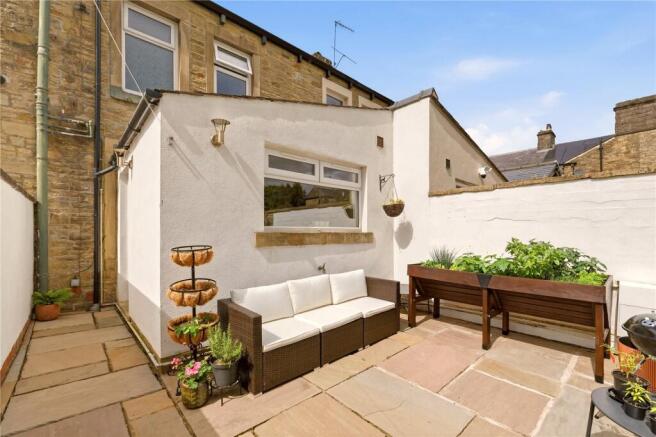 3 bed Terraced for sale Image 7