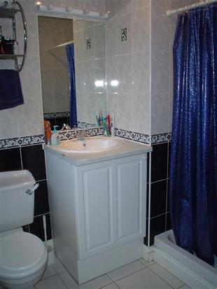 EN-SUITE 3