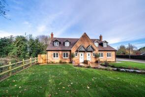 298, Common Road, Kensworth LU6 2PN