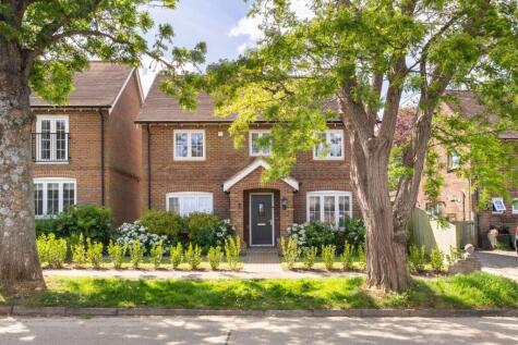 Charlwood Drive, Henfield