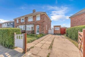 80, Mendip Avenue, Grimsby DN33 3AN