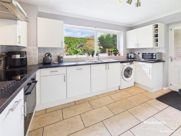 Greenacres, Woolton Hill, Newbury, Hampshire, RG20 photo 4