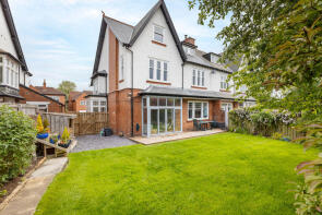 26, Northumberland Avenue, Gosforth, Newcastle Upon Tyne NE3 4XE