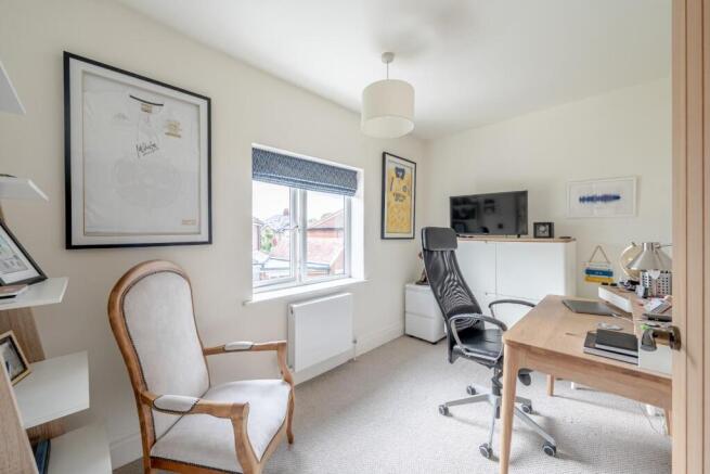 3 bed House for sale Image 9
