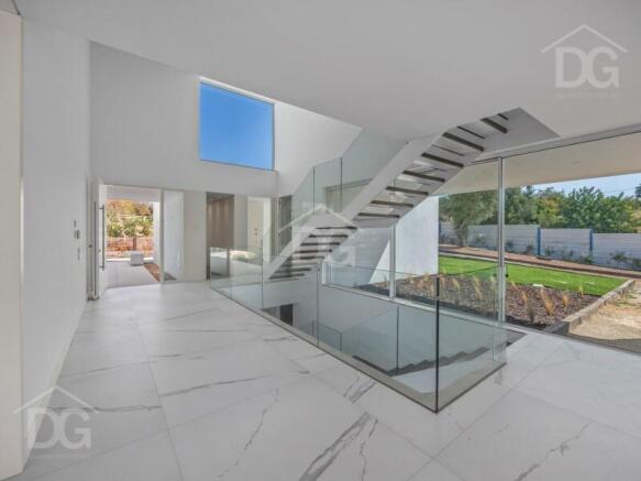 loule-almancil-newconstruction-design-contemporary