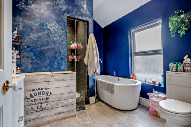 4 bed Semi-Detached for sale Image 8