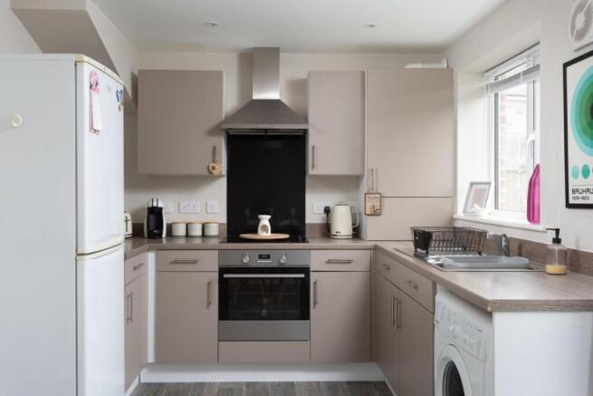 2 bed Semi-Detached for sale Image 5