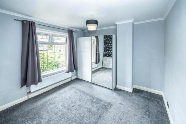 3 bed Terraced for sale Image 7