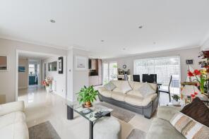 28a, Guildersfield Road, London SW16 5LT