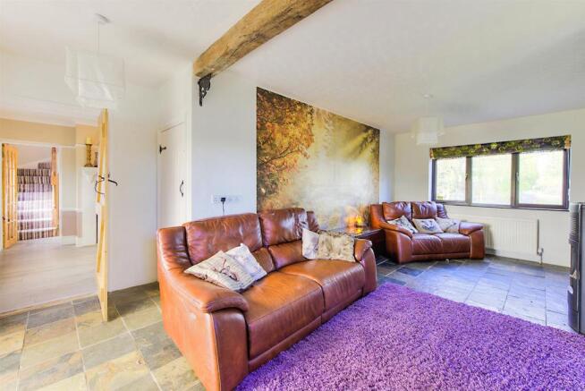 Willow End Sitting R
