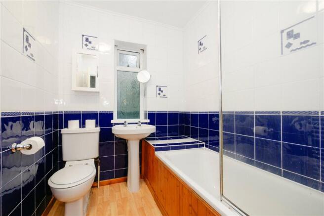 3 bed Semi-Detached for sale Image 11