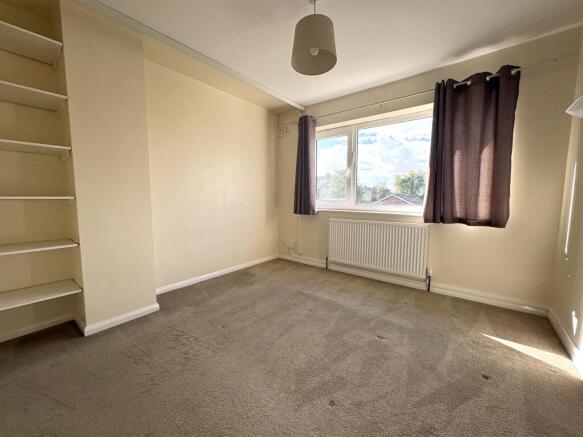 3 bed House to rent Image 4