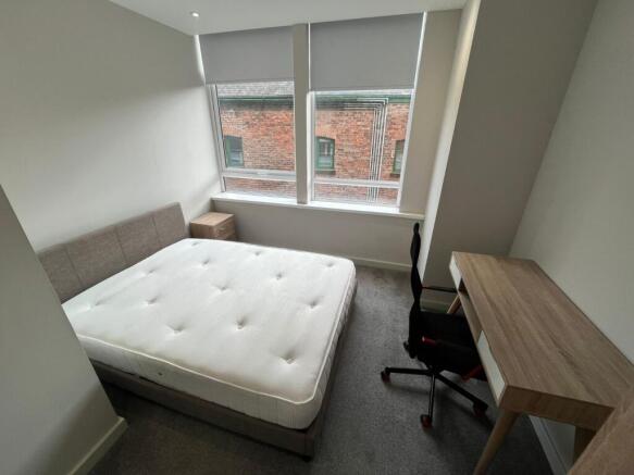 1 bed Flat to rent Image 4