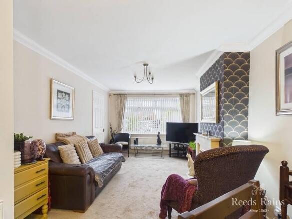 3 bed Semi-Detached for sale Image 4